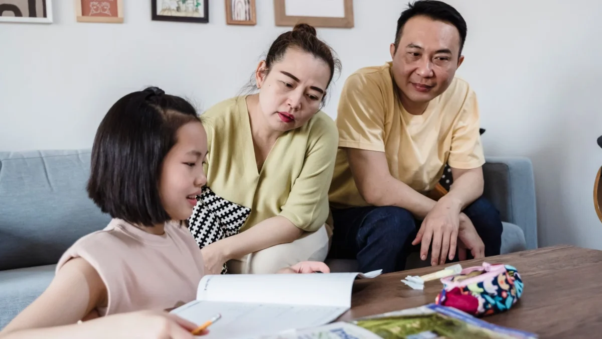 Peran Orang Tua Dalam Pendidikan Anak Dan Cara Optimal Mendukungnya